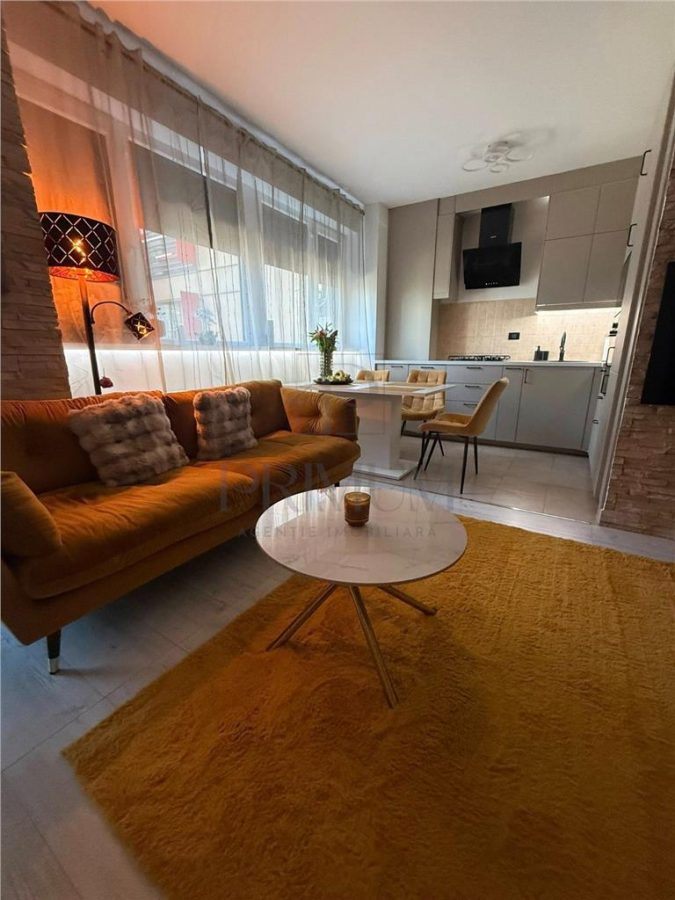 TORONTALULUI | 3 CAM | 2 BAI | ET.2 | LOC PARCARE | BOXA | LIFT || - foto 2