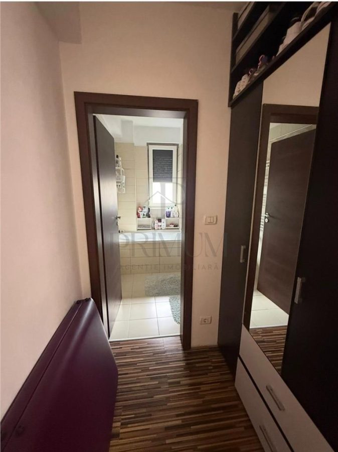 TORONTALULUI | 3 CAM | 2 BAI | ET.2 | LOC PARCARE | BOXA | LIFT || - foto 16