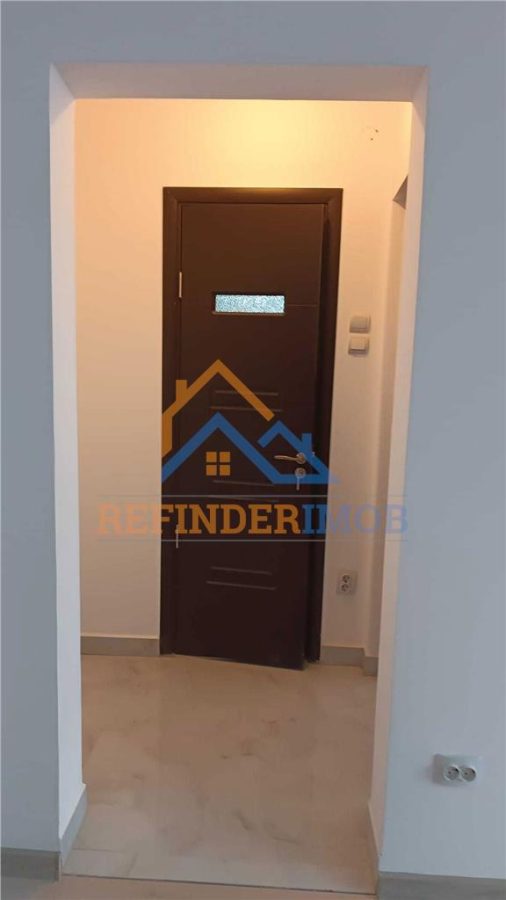 Vanzare apartament renovat complet balcon mare - Brancoveanu - foto 5