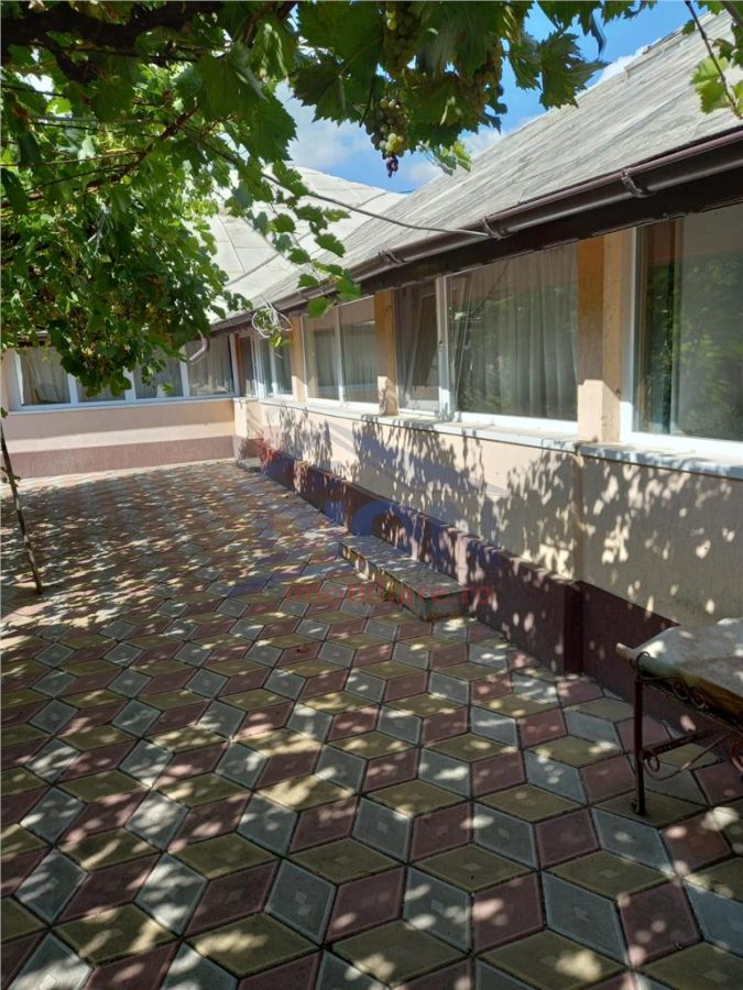 Casa locuibila si teren intravilan in Ulmeni - judetul Calarasi - foto 6