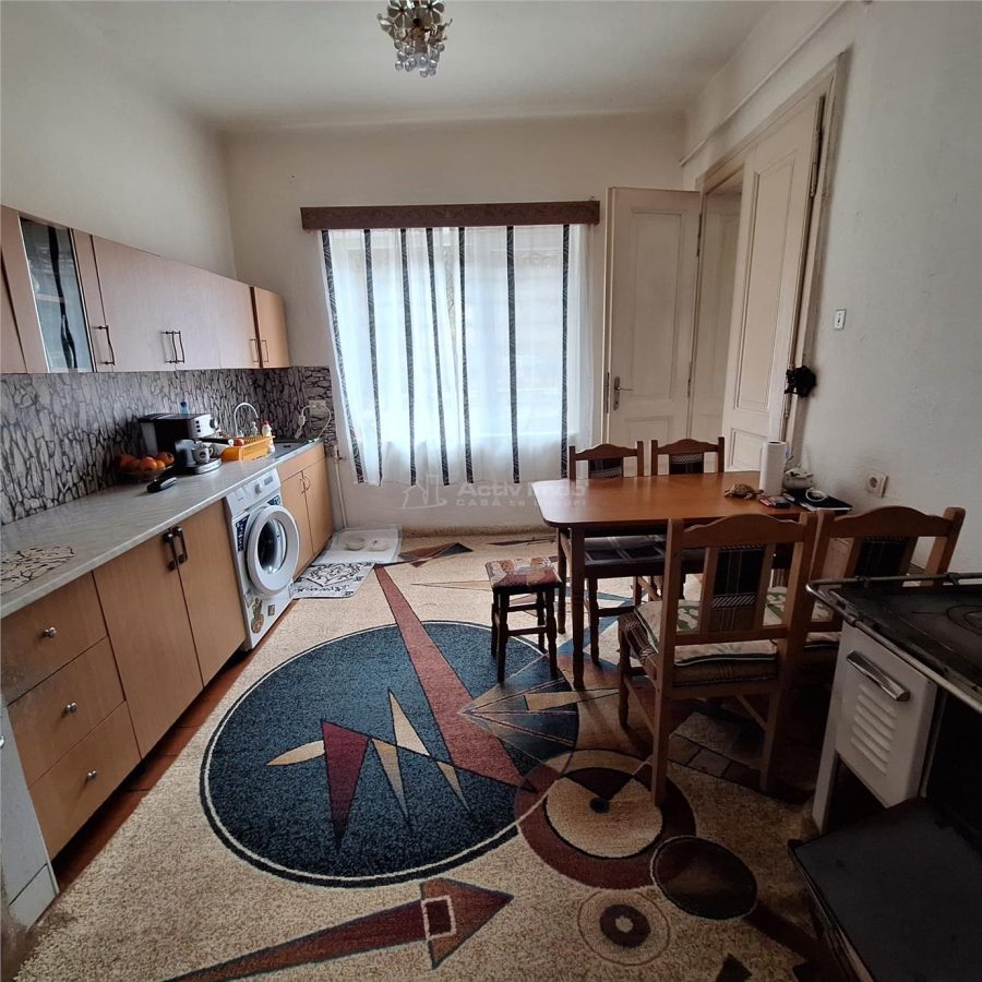 Bocsa Montana, Casa mare la strada principala - foto 19