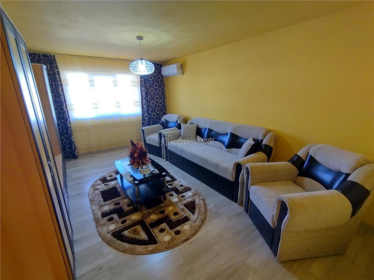 Oravita, Apt.2 Cam, la Cheie, Decomandat, 55MP - foto 13