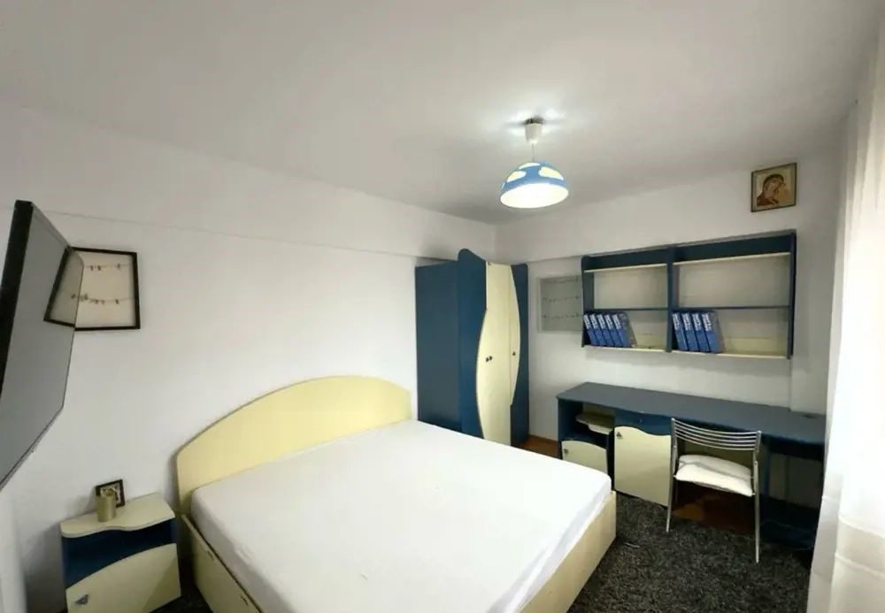 Apartament 2 camere decomandat - Păcurari, la bulevard - 