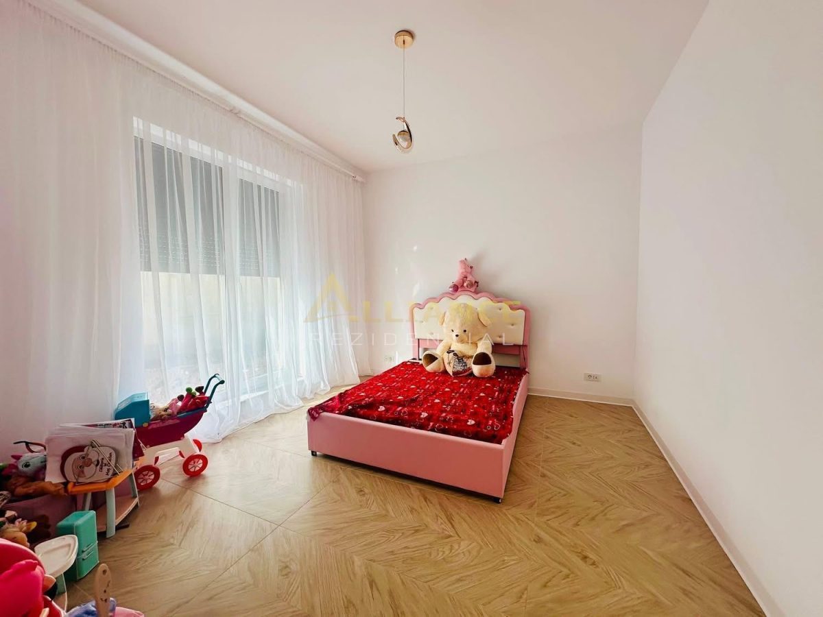 Casa individuala - 10 min metrou Tudor Arghezi - 4 Camere 2 Bai - foto 12