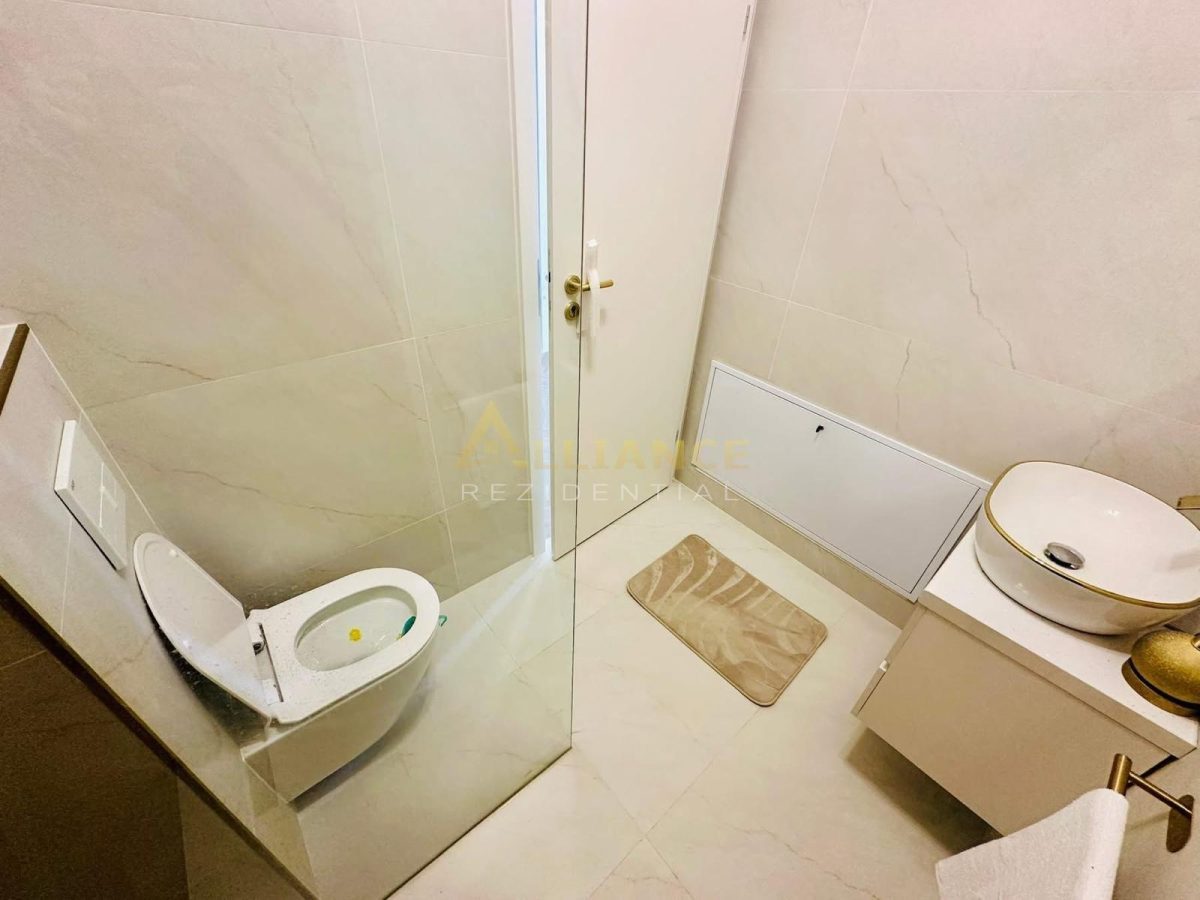 Casa individuala - 10 min metrou Tudor Arghezi - 4 Camere 2 Bai - foto 17