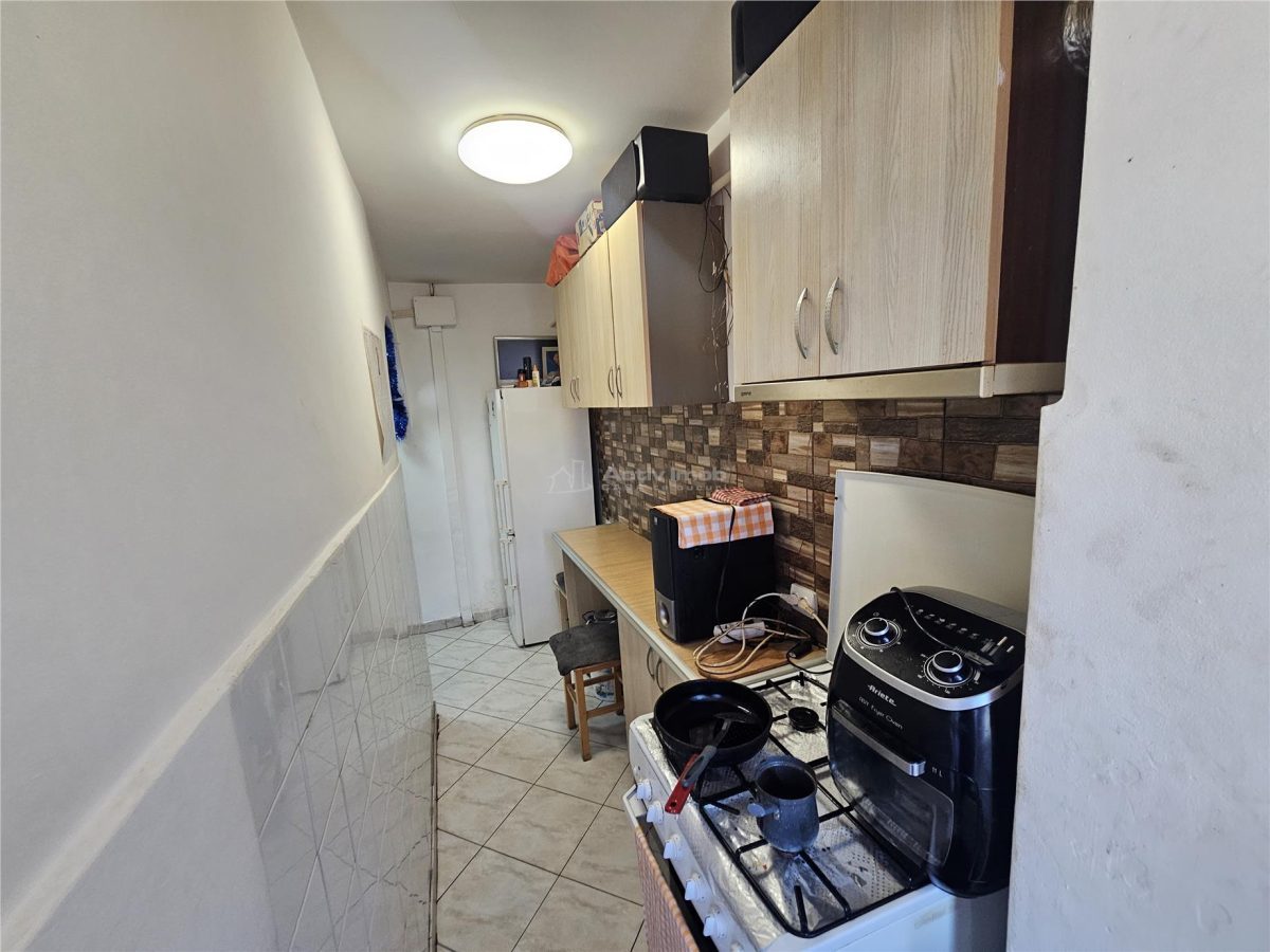 Resita, Garsoniera, Mobilata+Utilata, Calea Caransebesului - foto 15