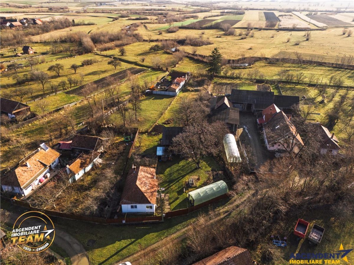 Gospodarie cu anexa, pivnita, iaz cu pesti si 2.280 mp de teren fertil Lemnia, Covasna - foto 17