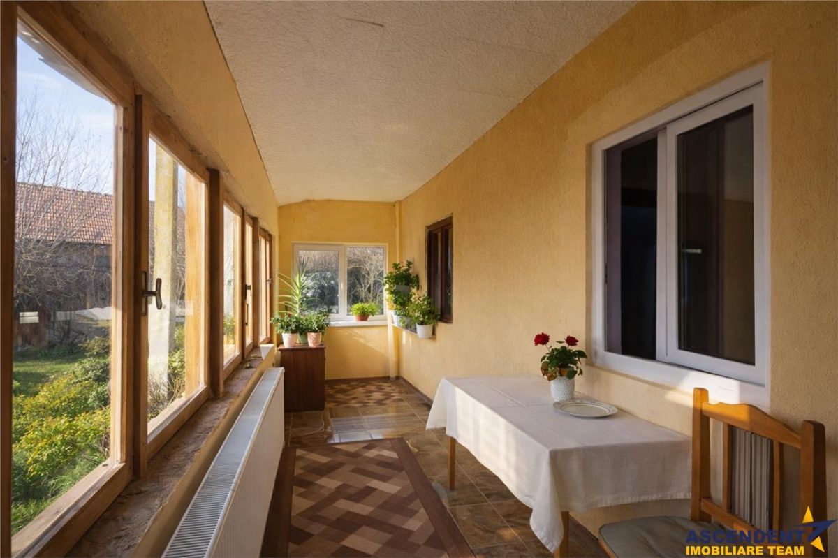 Gospodarie cu anexa, pivnita, iaz cu pesti si 2.280 mp de teren fertil Lemnia, Covasna - foto 4