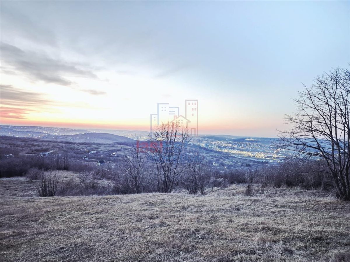 Teren cu vedere frumoasa - foto 9