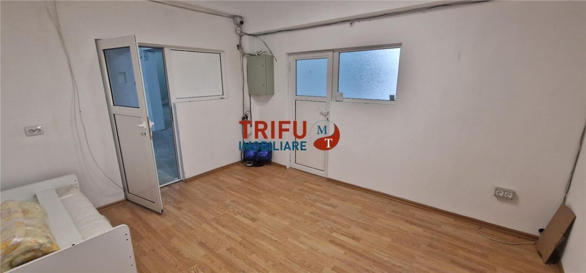 Spatiu de vanzare zona Garii - foto 13