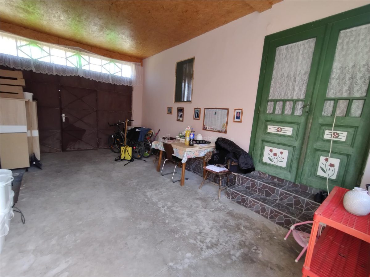 Rachitova, Casa 8 Incaperi, 3800mp Teren, Pret Negociabil - foto 13