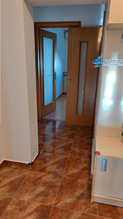 Inchiriere apartament 3 camere decomandat OCTAVIAN GOGA / NERVA TRAIAN - foto 6