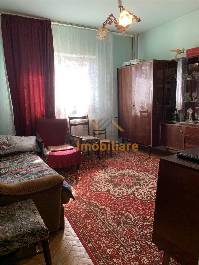 APARTAMENT 3 CAMERE | ETAJ 2 | ZONA CALEA ARADULUI | ORADEA - foto 3