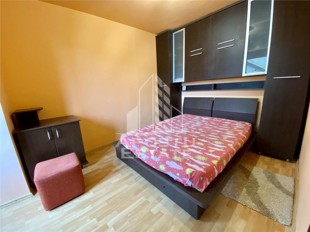 Apartament 2 camere, Complex Studentesc, Centrala Proprie - foto 2