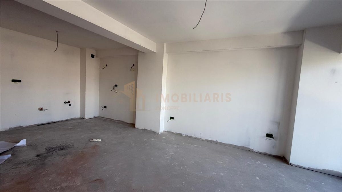 Apartament 3 camere zona Spitalul Judetean - foto 2