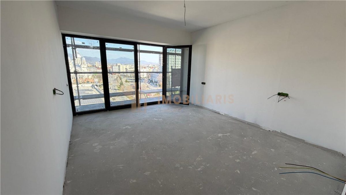 Apartament 3 camere zona Spitalul Judetean - foto 3