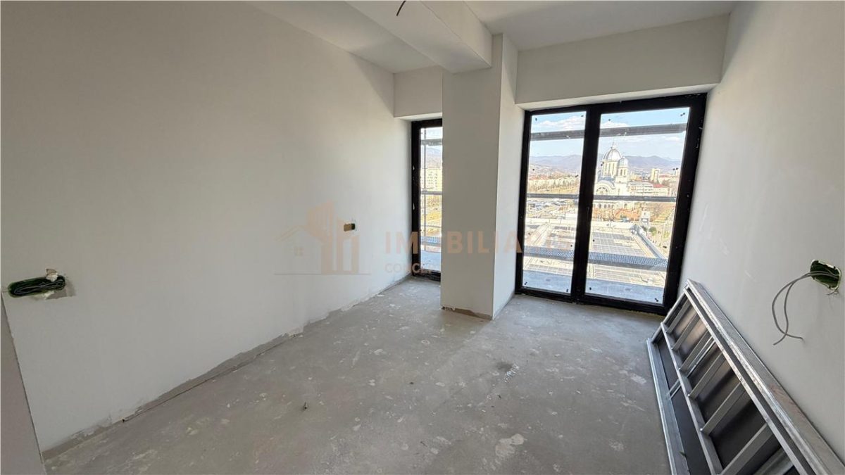 Apartament 3 camere zona Spitalul Judetean - foto 4