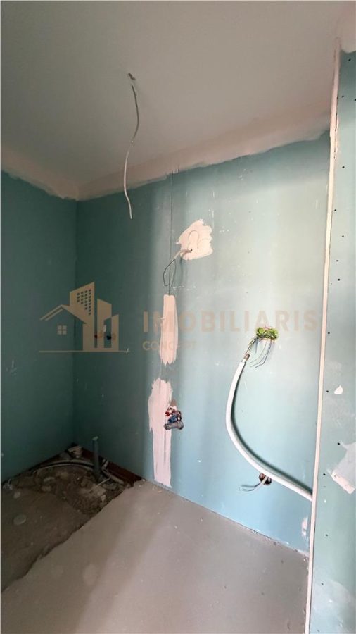 Apartament 3 camere zona Spitalul Judetean - foto 7