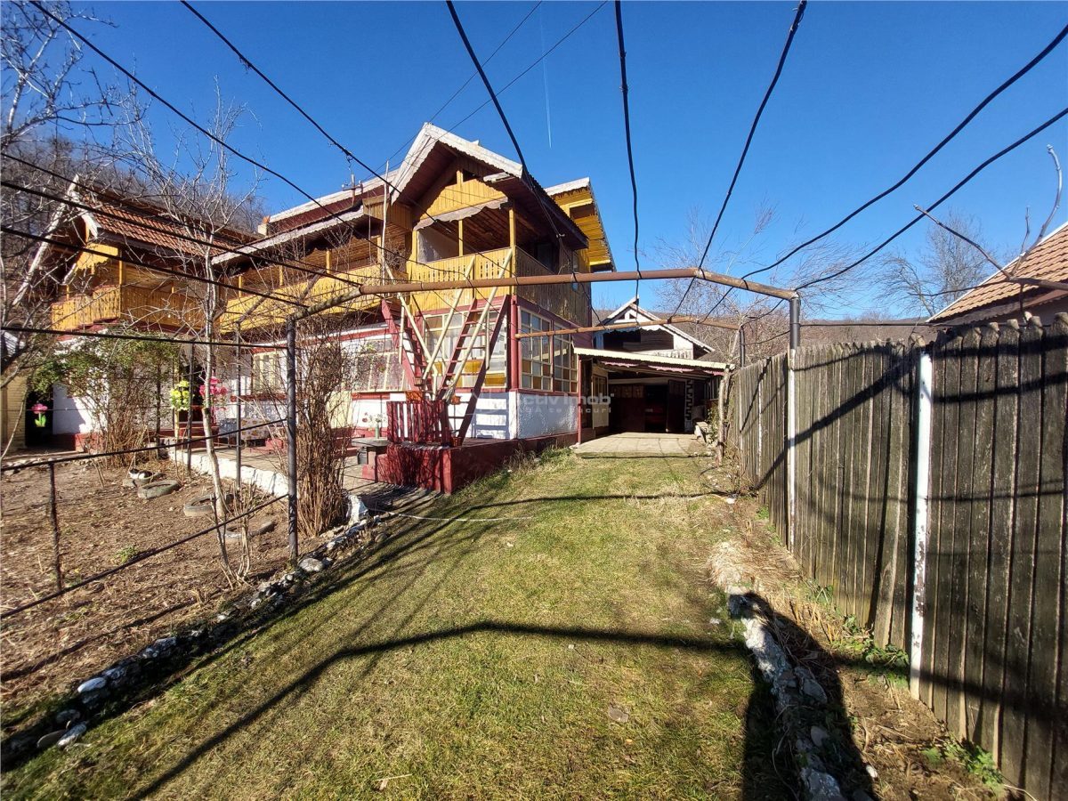 Casa P+1, 5 camere, teren 1200 mp, sat Barbuncesti, Grajdana - foto 11