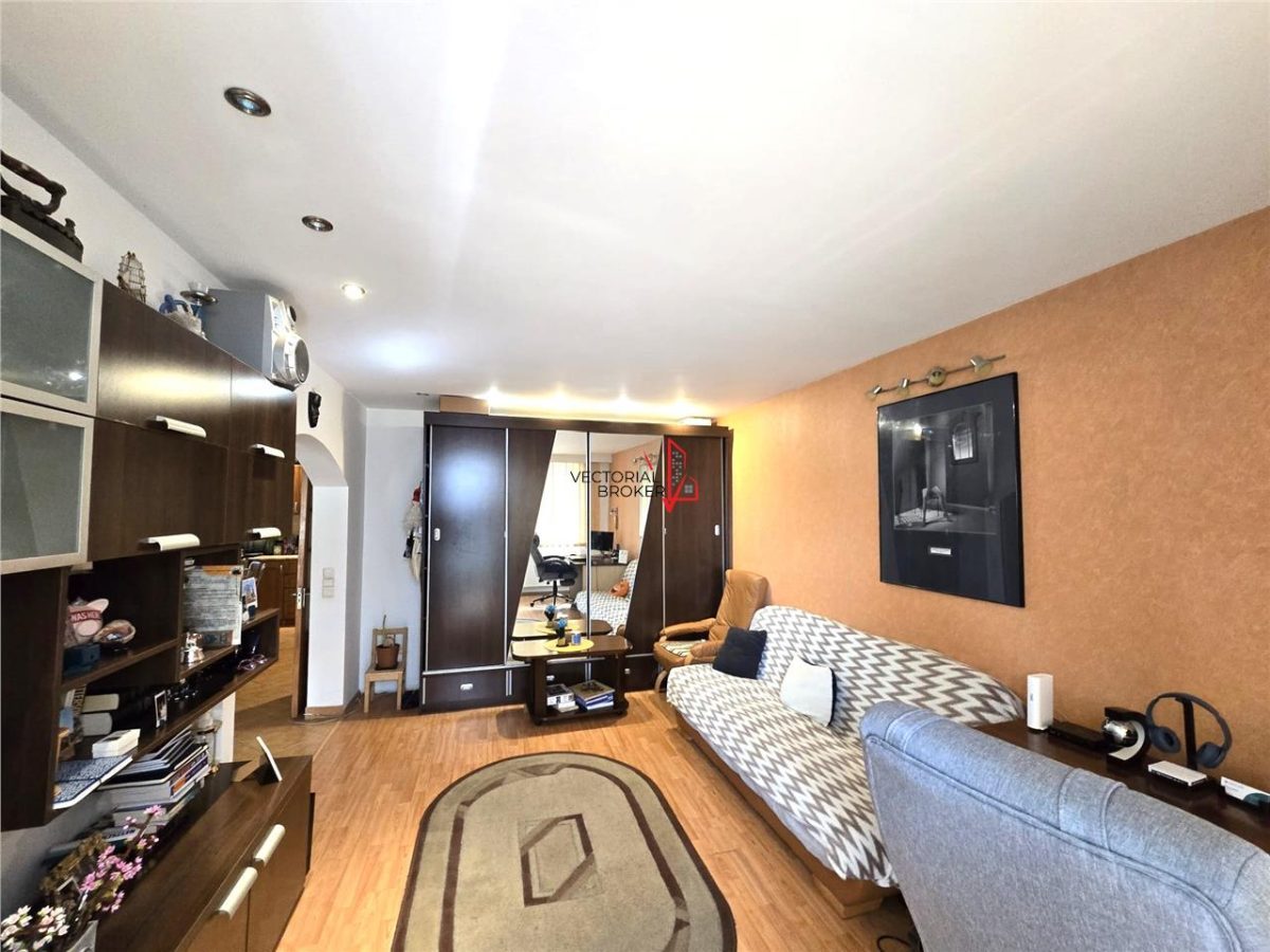 Centrala termica, et.4, decomandat Doamna Ghica Scoala Grigore Ghica - foto 9