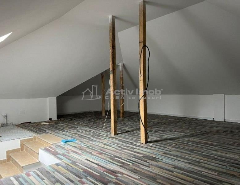 Vanzare Casa individuala - Vila - Prelungirea Ghencea - Margelelor - 215000E - Comision  0  - acte si utilitati la zi !! - foto 10