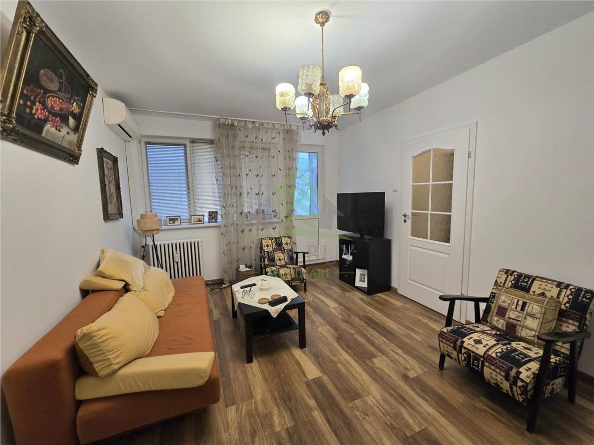 AP.2 CAM ET.1/7 MOBILAT UTILAT VEDERE SPATE SECTOR 1 ION MIHALACHE AVIATOR POPISTEANU - foto 3