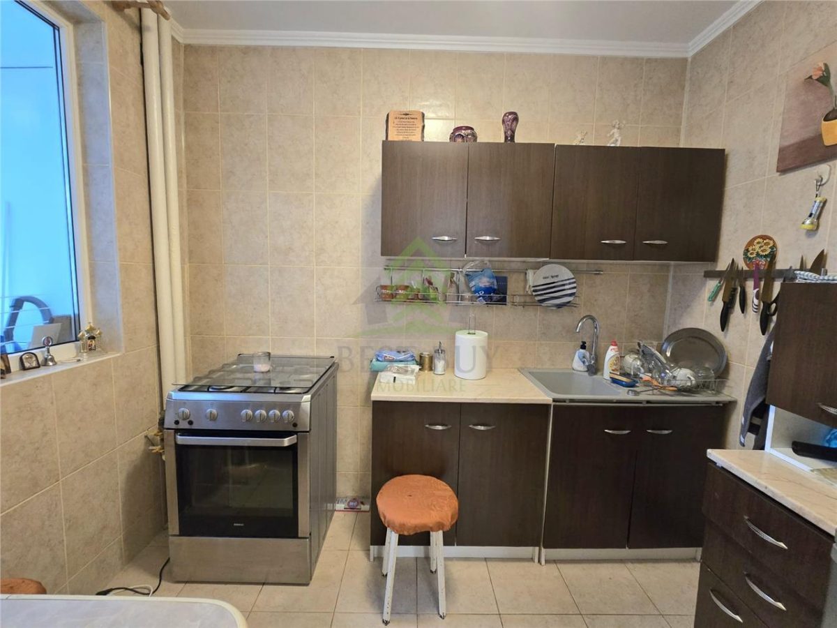 AP.2 CAM ET.1/7 MOBILAT UTILAT VEDERE SPATE SECTOR 1 ION MIHALACHE AVIATOR POPISTEANU - foto 21