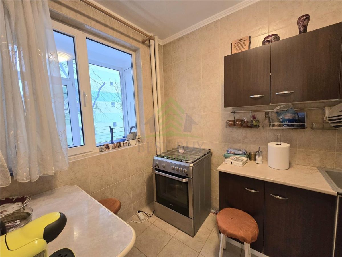 AP.2 CAM ET.1/7 MOBILAT UTILAT VEDERE SPATE SECTOR 1 ION MIHALACHE AVIATOR POPISTEANU - foto 23