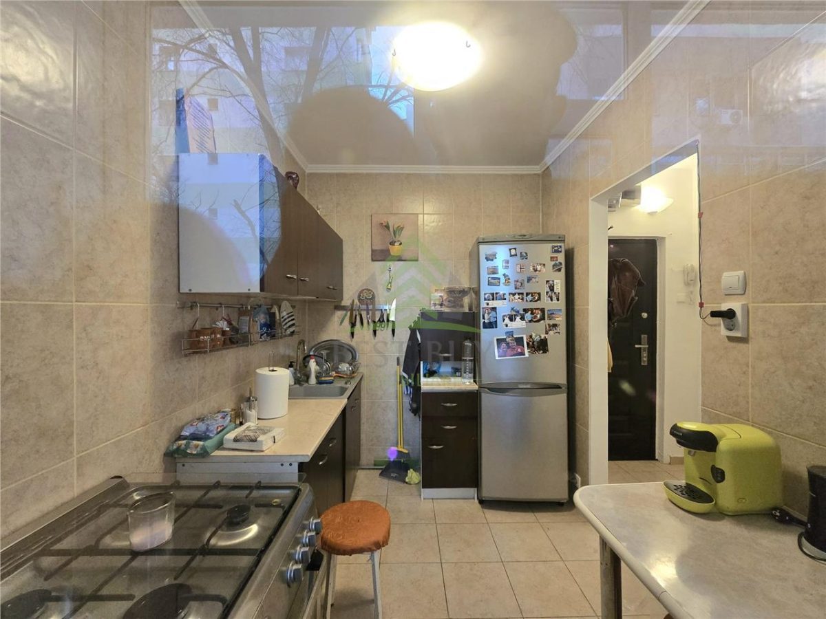 AP.2 CAM ET.1/7 MOBILAT UTILAT VEDERE SPATE SECTOR 1 ION MIHALACHE AVIATOR POPISTEANU - foto 24