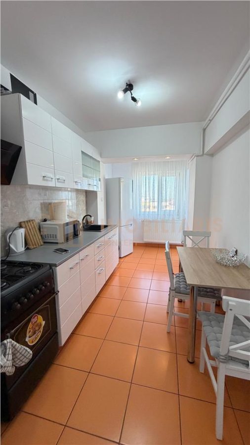 Apartament 2 camere de inchiriat, zona Semiluna - foto 4