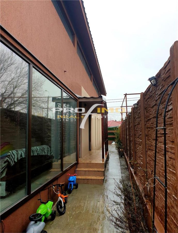 Km 5, vila P+M, 4 camere, moderna , mobilata lux, ideala locuinta familiala - foto 9