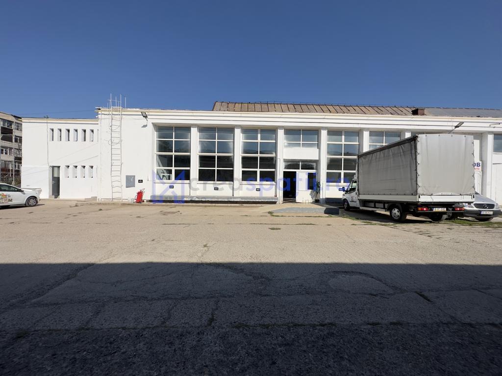 Showroom 457mp langa Carrefour, Kaufland, magazine tehnice - foto 12