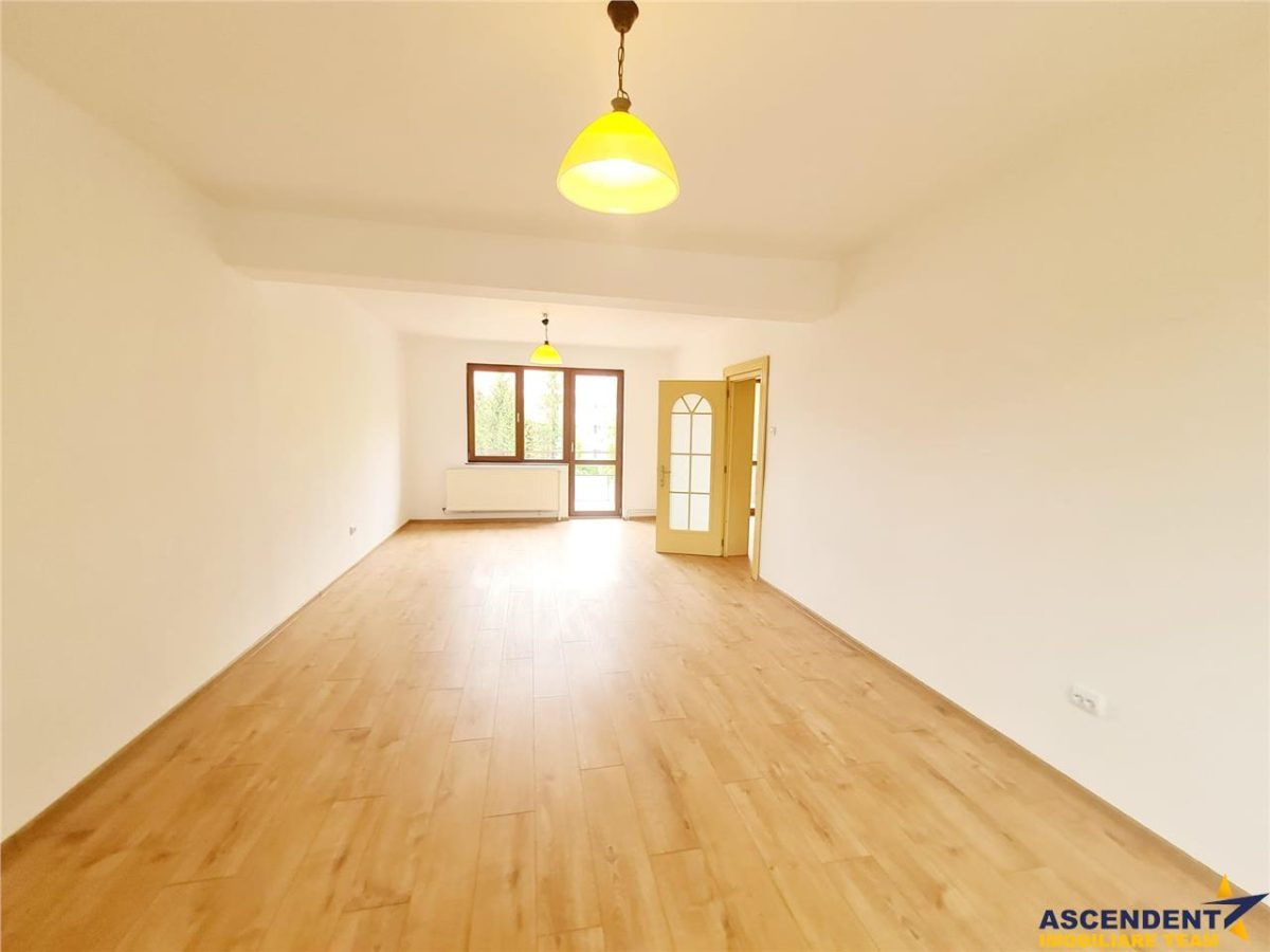 Vila impetuoasa pe 700mp teren:Spatiu versatil pentru locuinta/afacere Premium - foto 25