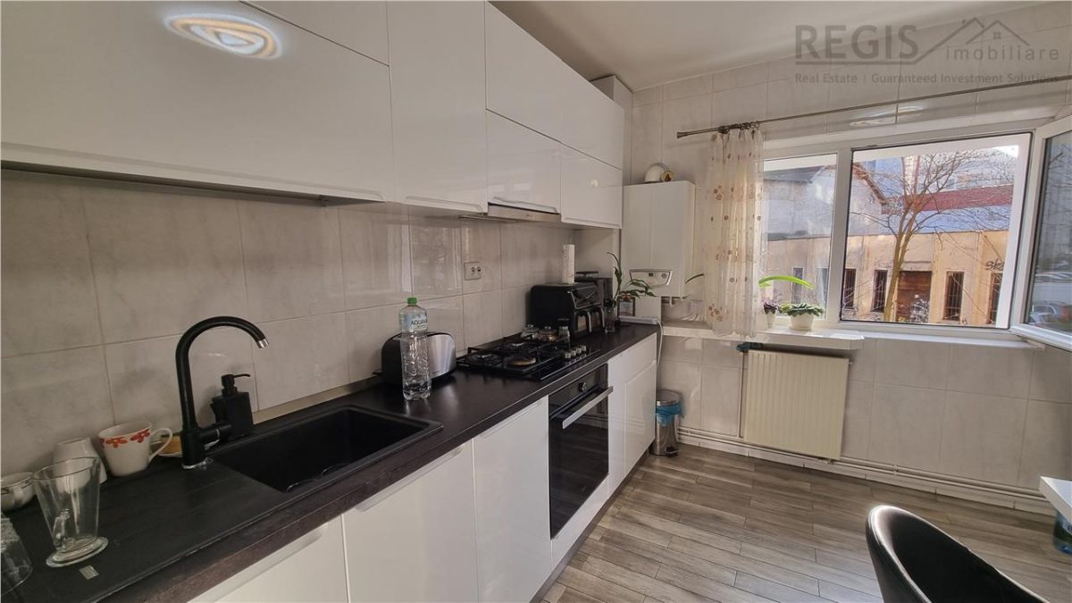 Apartament de 3 camere zona Carpatilor - foto 8