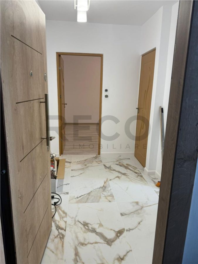 RECO Apartament 2 camere renovat complet etajul 1/4 - foto 7