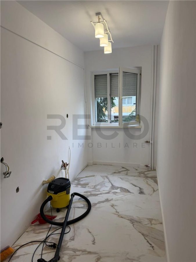 RECO Apartament 2 camere renovat complet etajul 1/4 - foto 8