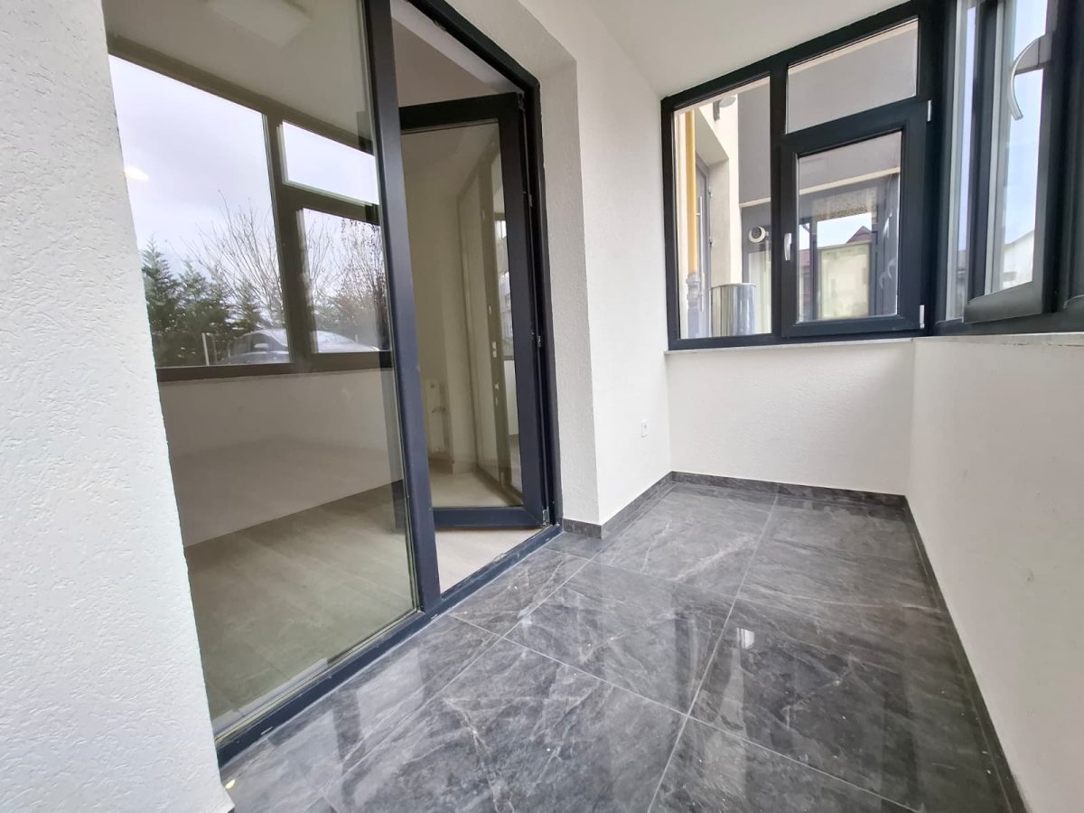 Apartament 2 camere, 55 mp de vanzare in Iasi Valea Lupului, intabulat - foto 13