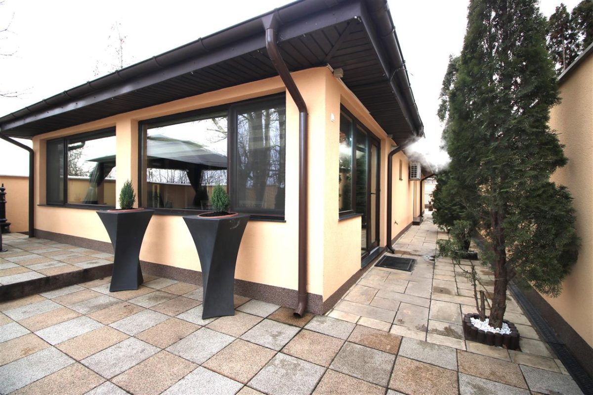 MIROSLAVA CASA EXCLUSIVISTA LA CHEIE LUX STIL MEDITERANEAN MOBILATA - foto 3