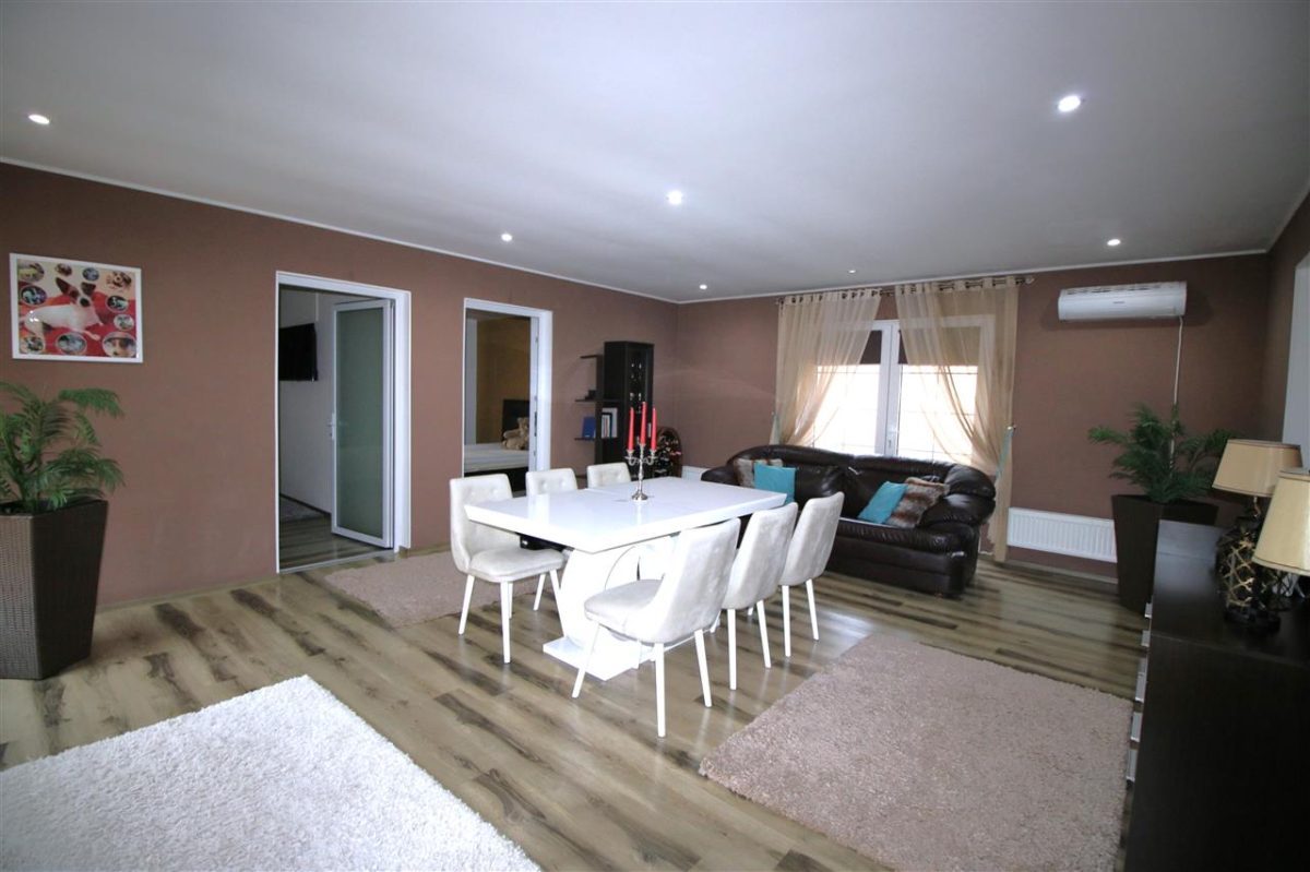 MIROSLAVA CASA EXCLUSIVISTA LA CHEIE LUX STIL MEDITERANEAN MOBILATA - foto 23