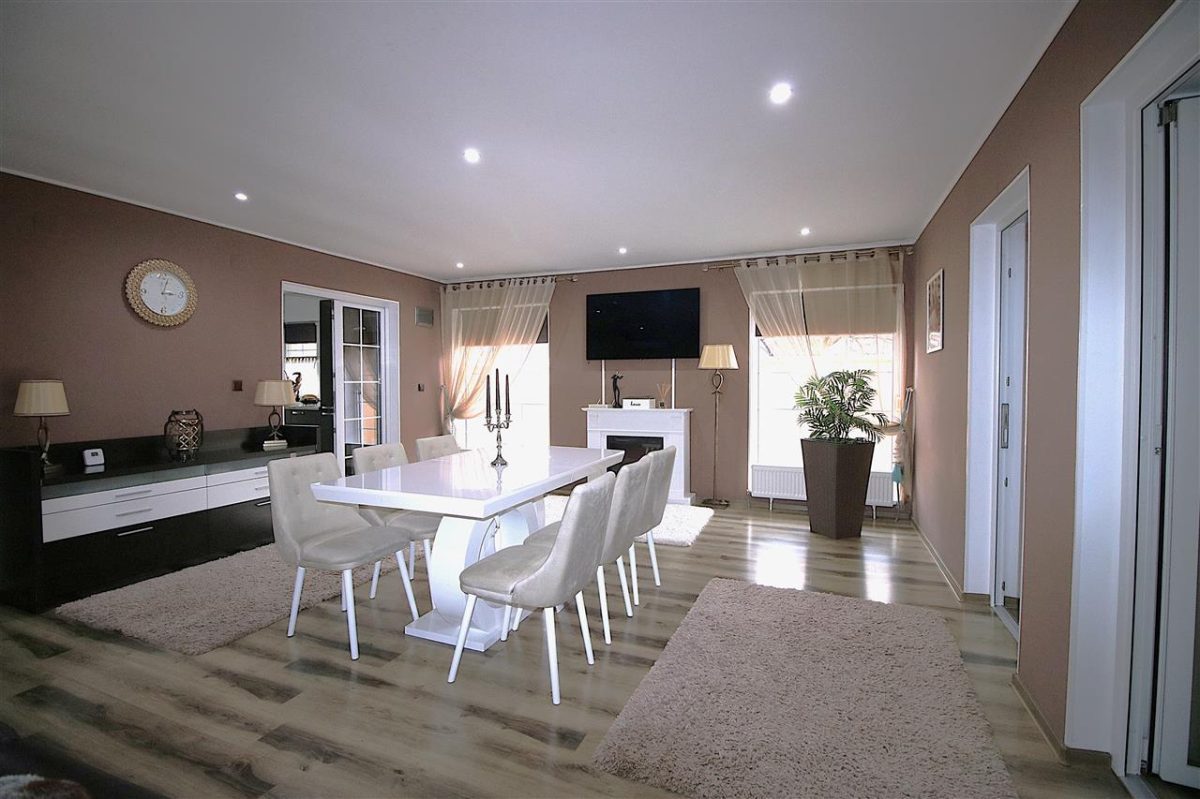 MIROSLAVA CASA EXCLUSIVISTA LA CHEIE LUX STIL MEDITERANEAN MOBILATA - foto 5