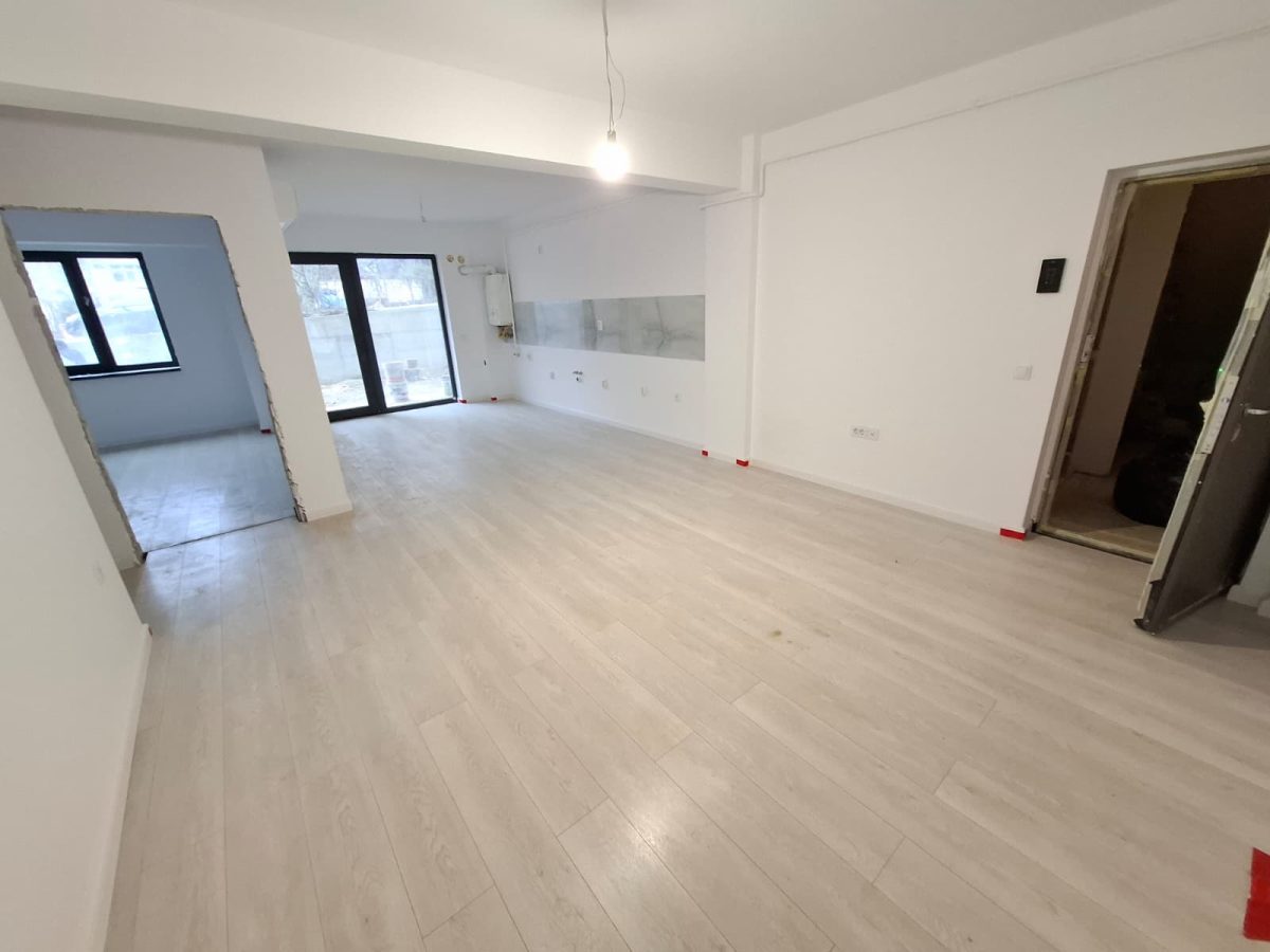 Apartament 2 camere nou, vanzare in Iasi Valea Lupului, curte proprie - foto 5