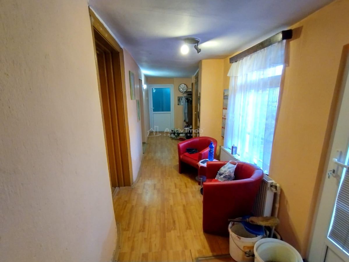 Nicolint, Casa la Cheie, 5 Incaperi, Pret Negociabil - foto 7