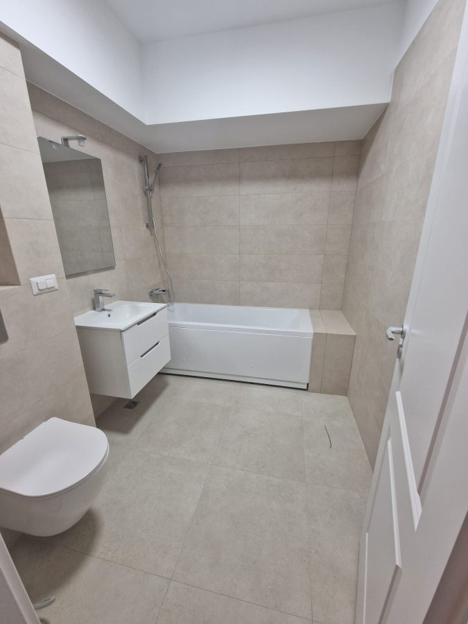 TATARASI BLOC NOU: Ap cu 3 camere + 2 Bai decomandat 156.160EUR + 21%TVA - foto 7