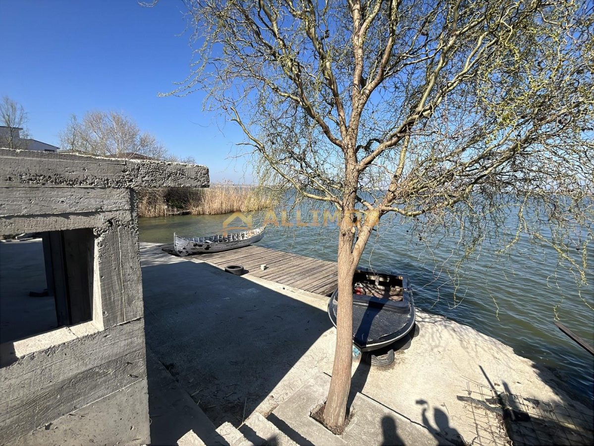 Eleganta la malul lacului- Vila premium cu ponton privat. - foto 21