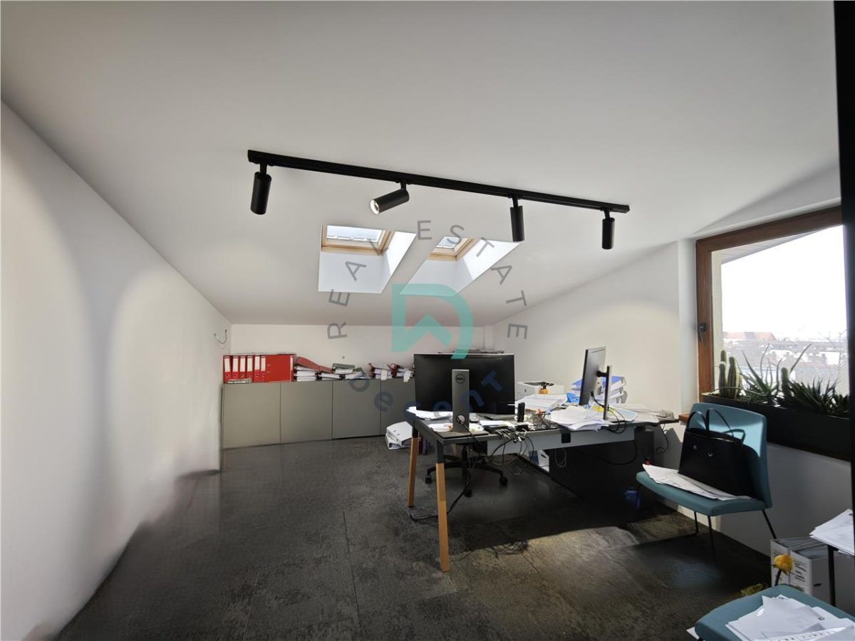 Apartament 4 camere, Brașovul Vechi - foto 11