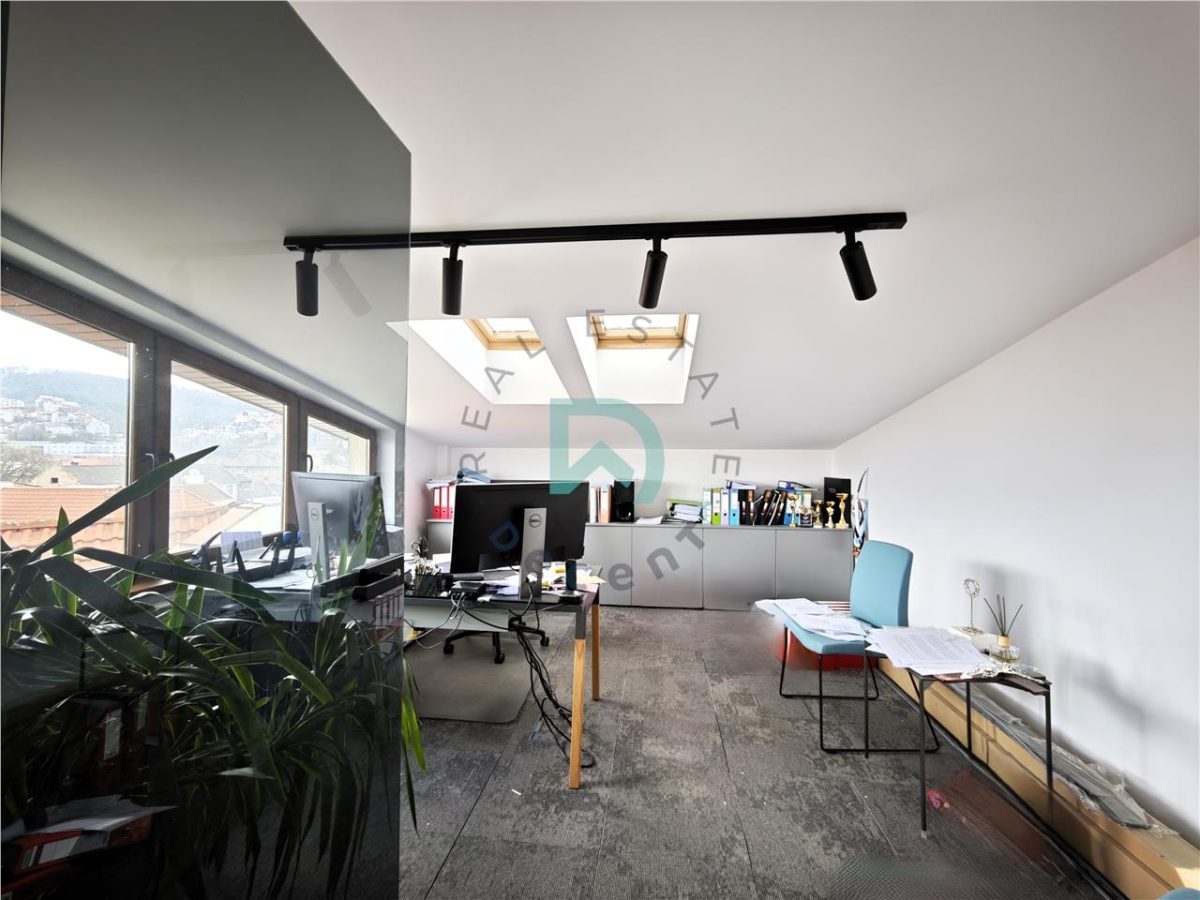 Apartament 4 camere, Brașovul Vechi - foto 13