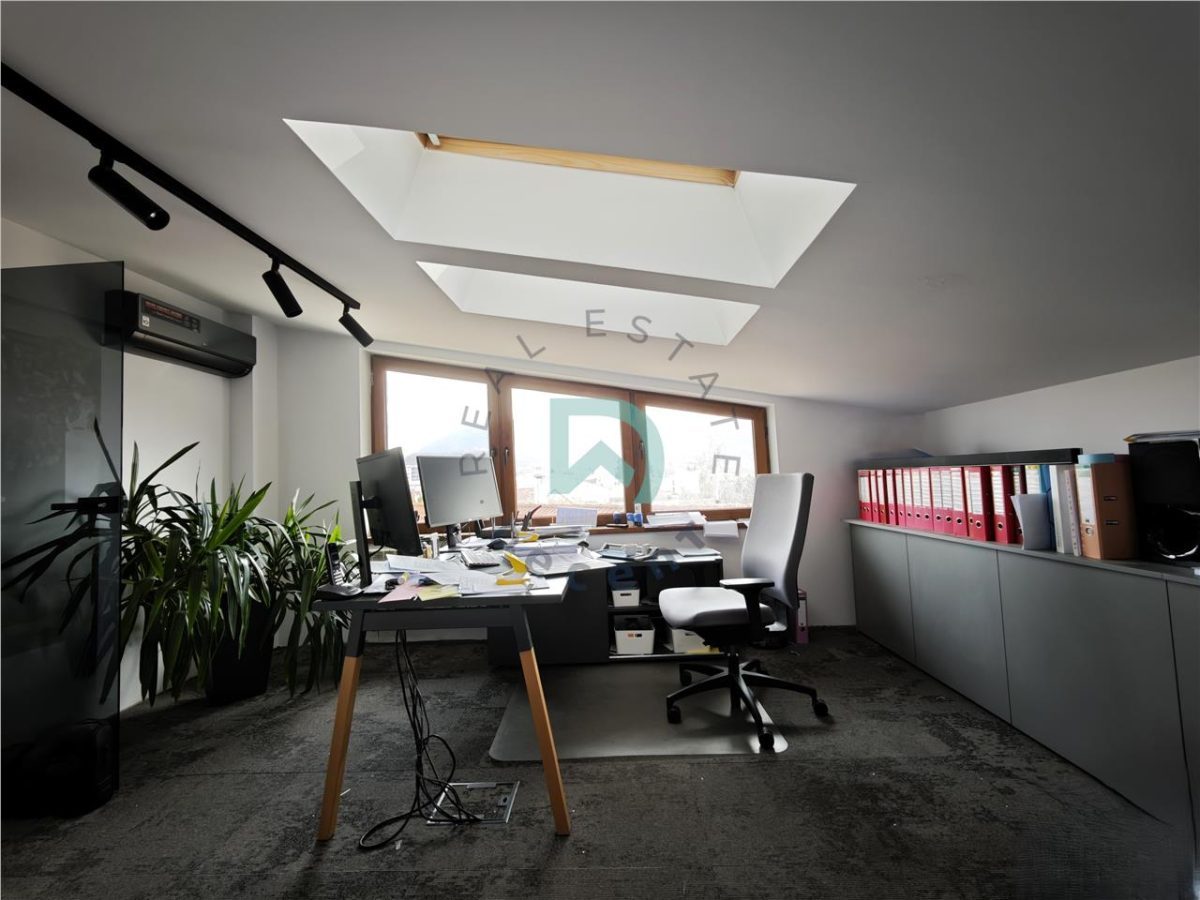 Apartament 4 camere, Brașovul Vechi - foto 15