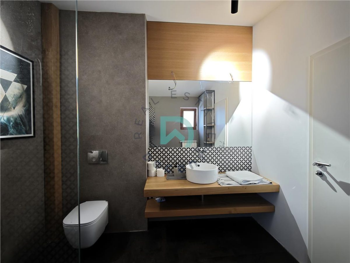 Apartament 4 camere, Brașovul Vechi - foto 18