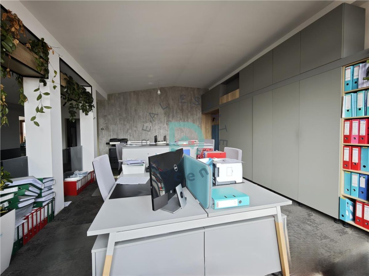 Apartament 4 camere, Brașovul Vechi - foto 21