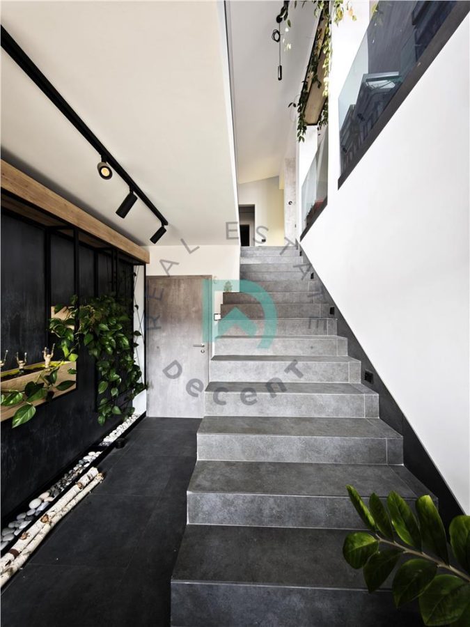 Apartament 4 camere, Brașovul Vechi - foto 23